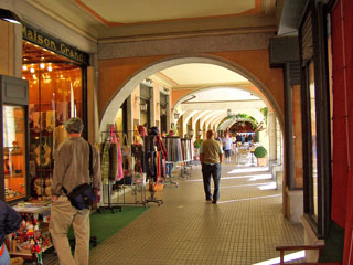 Läden und Geschäfte am Comer See Bild von Läden und Geschäfte am Comer See