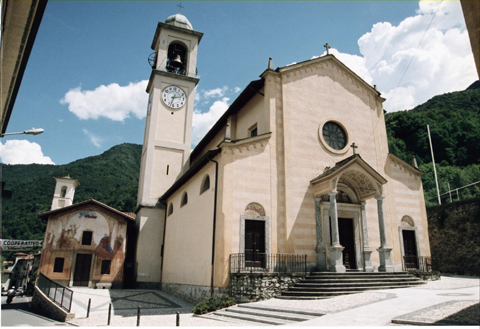 Bild von Kirche am Comer See  in Lezzeno