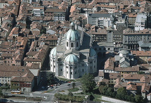 Bild von Kirche am Comer See  in Como
