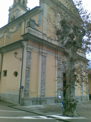 Bild von Kirche am Comer See  in Domaso